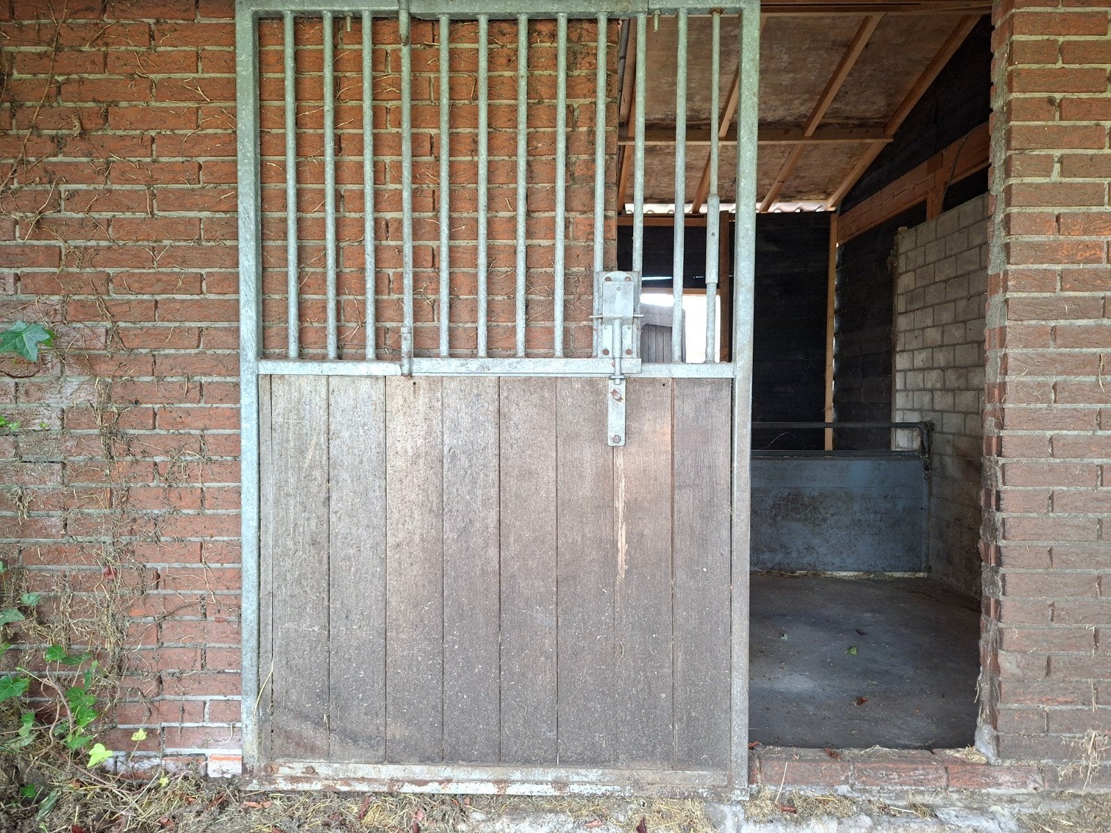 schuifdeur paardenstal