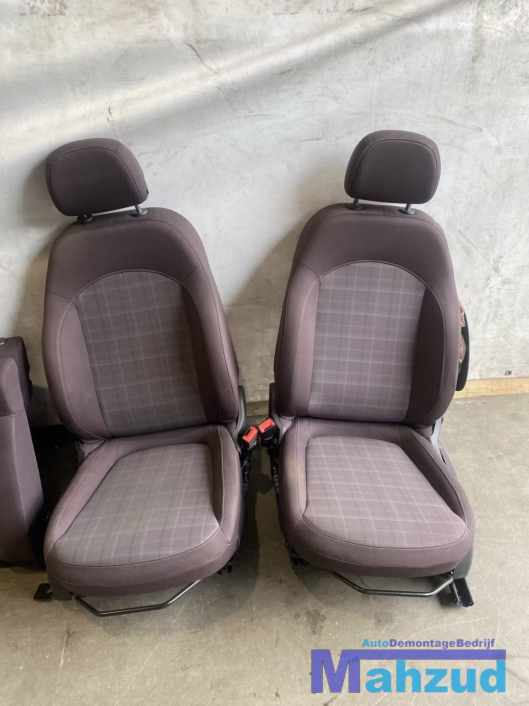 OPEL ADAM Paars interieur 2011-2019, Auto-onderdelen, Interieur en Bekleding, Gebruikt, Opel Automobile GmbH, Ophalen of Verzenden