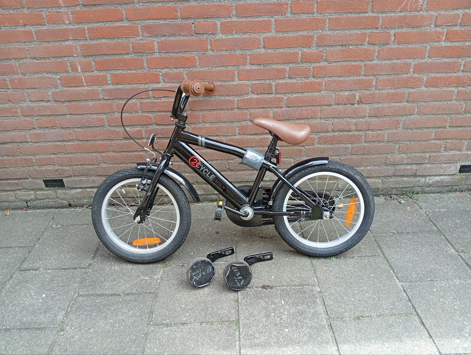 2Cycle 16 inch kinderfiets met zijwieltjes, Fietsen en Brommers, Fietsen | Kinderfietsjes, Ophalen, Zijwieltjes, 2Cycle, 16 tot 20 inch