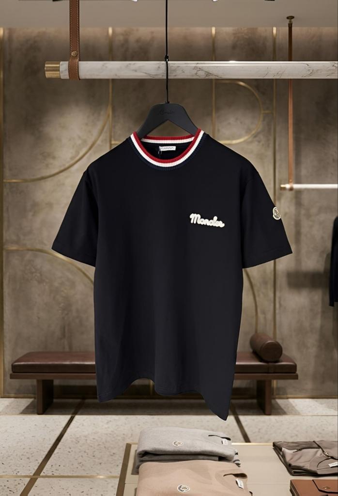 MONCLER geborduurd logo tshirt, Kleding | Heren, Ophalen of Verzenden, Nieuw, Zwart