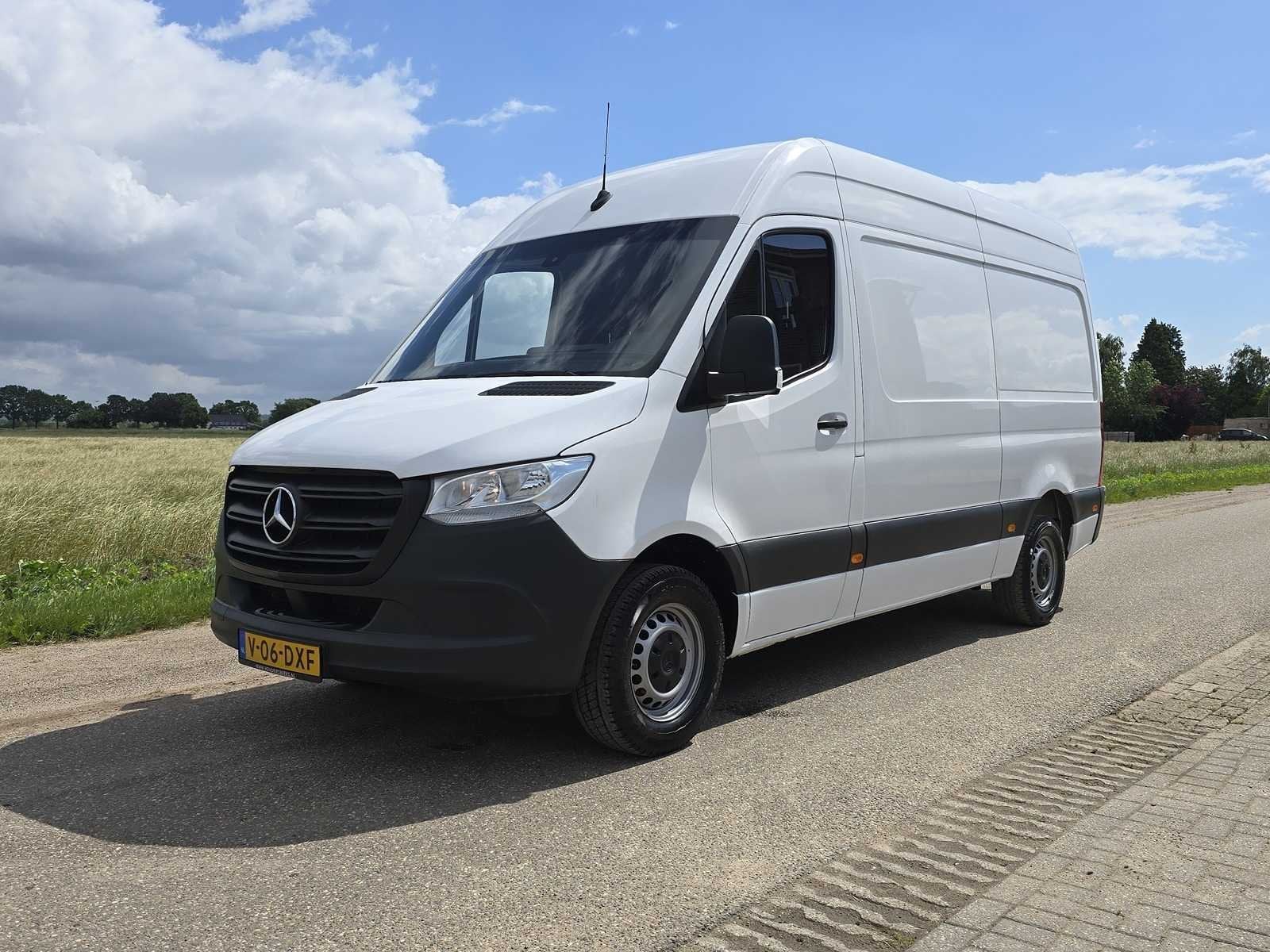 Mercedes-Benz Sprinter 315 1.9 CDI L2 H2 3500 KG AHG, V-06-D, Gebruikt, Euro 6, Mercedes-Benz, Bedrijf