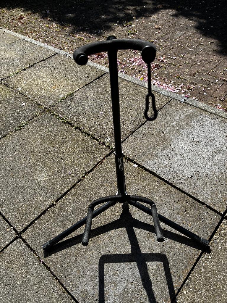 Gitaarstandaard, Muziek en Instrumenten, Standaards, Ophalen, Zo goed als nieuw, Instrumentstandaard, Gitaar