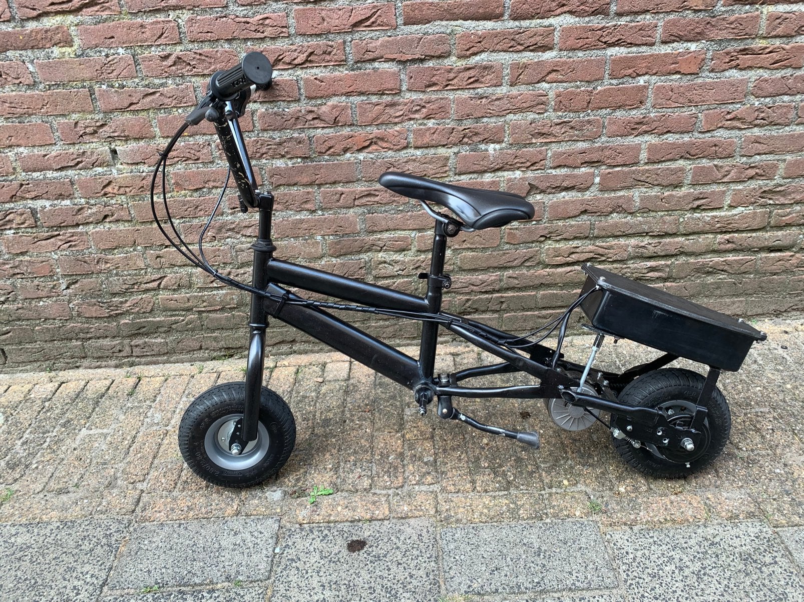 Mini surron / 25 kmh / met dikke banden, Ophalen, Zo goed als nieuw, Elektrische step (E-scooter)