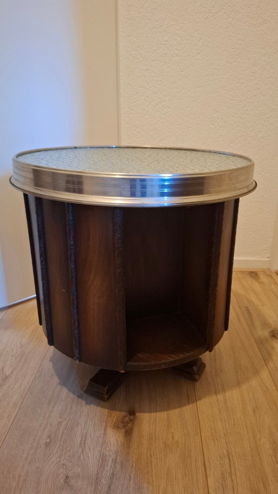 Vintage rooktafel met draaipoot en glazen blad, Antiek en Kunst, Ophalen