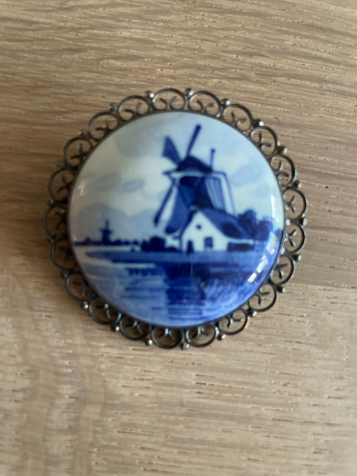 Vintage Delfts Blauw Broche met Molen, Overige materialen, 4 tot 7 cm, Gebruikt, Blauw