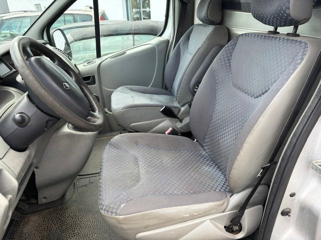 Renault Trafic 2.0 dCi T27 L1H1, '07, airco, 2x schuifdeur,, Stof, Zwart, 4 cilinders, Metallic lak
