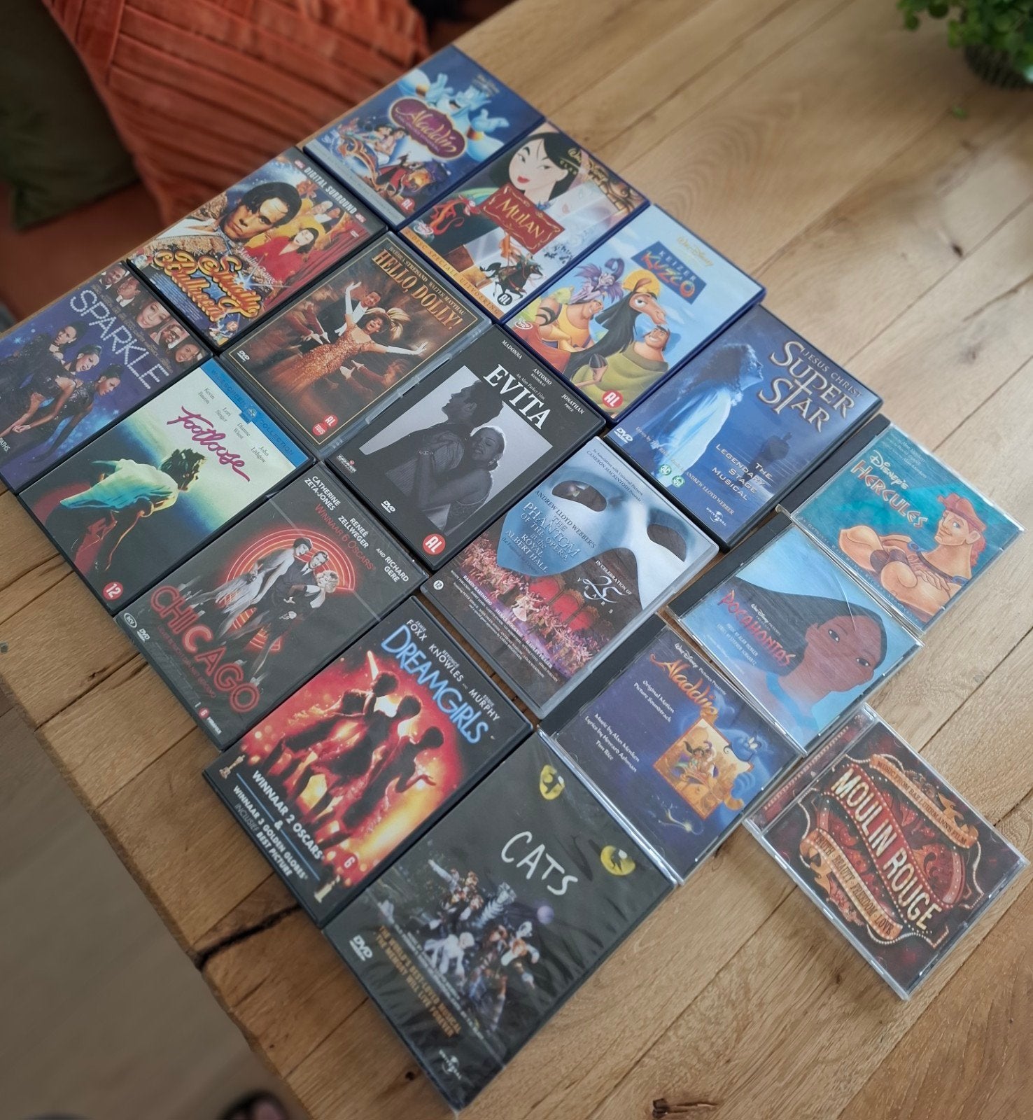 Grote collectie musical en Disney films op DVD, Alle leeftijden, Ophalen of Verzenden, Gebruikt, Inclusief doosje