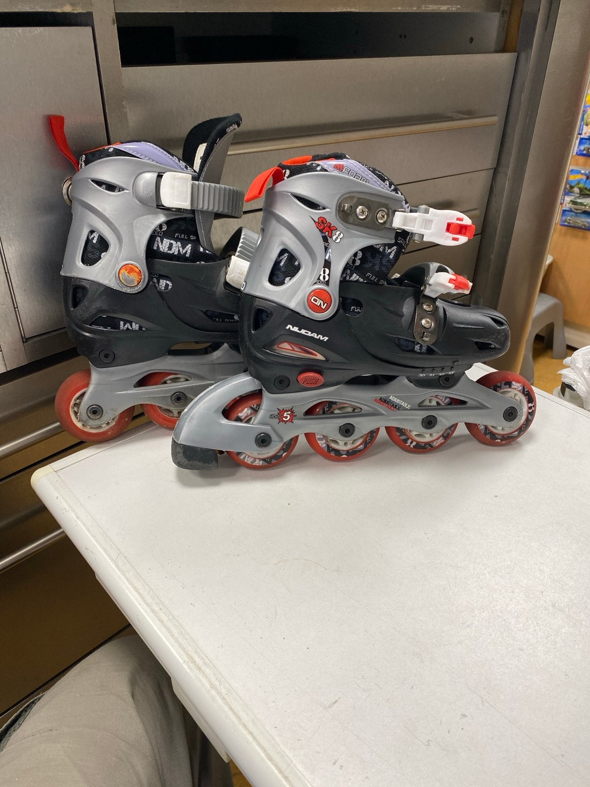 Nijdam verstelbare inline skates, maat 30-33, Ophalen of Verzenden, Zo goed als nieuw, Overige typen, Nijdam