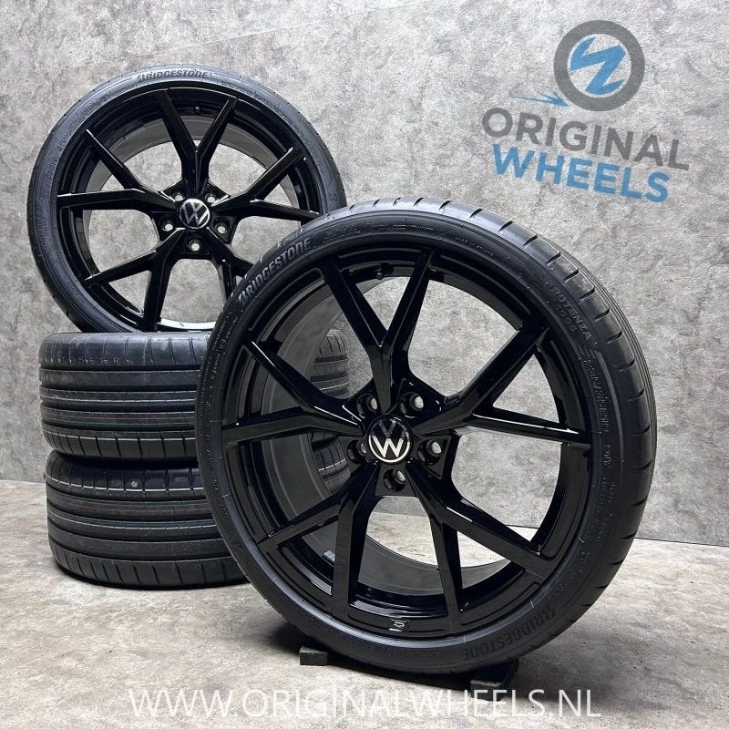 19 inch originele Estoril GTI velgen + zomerbanden VW Golf 8, Auto-onderdelen, Banden en Velgen, 19 inch, -, -, Banden en Velgen