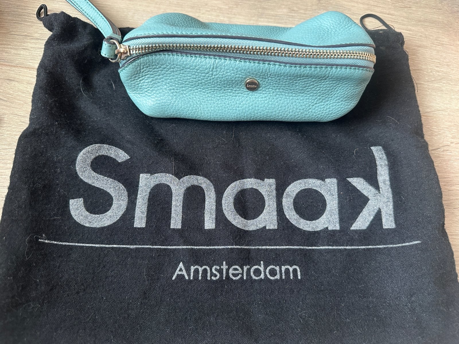 Smaak Amsterdam Leren Etui/Make-uptasje - Vergrijsd Mint/Bla, Sieraden, Tassen en Uiterlijk, Tassen | Damestassen, Ophalen of Verzenden