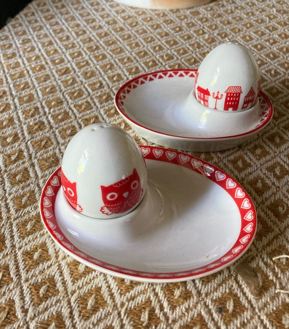 V&D Porselein eierdopjes met schoteltje en zoutvaatjes, Gebruikt, Overige merken, Overige typen, Vintage