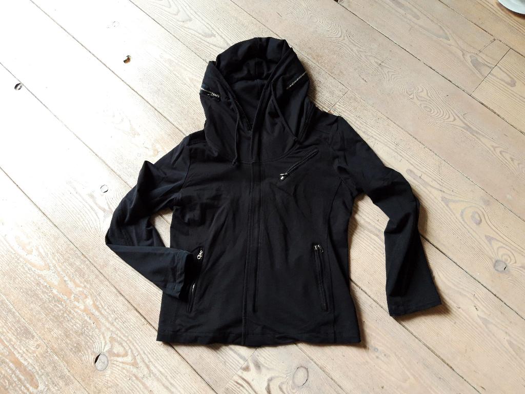 Vest / cardigan Zumo zwart, maat M, capuchon weinig gedragen, Zumo, Maat 48/50 (M), Zwart, Ophalen of Verzenden