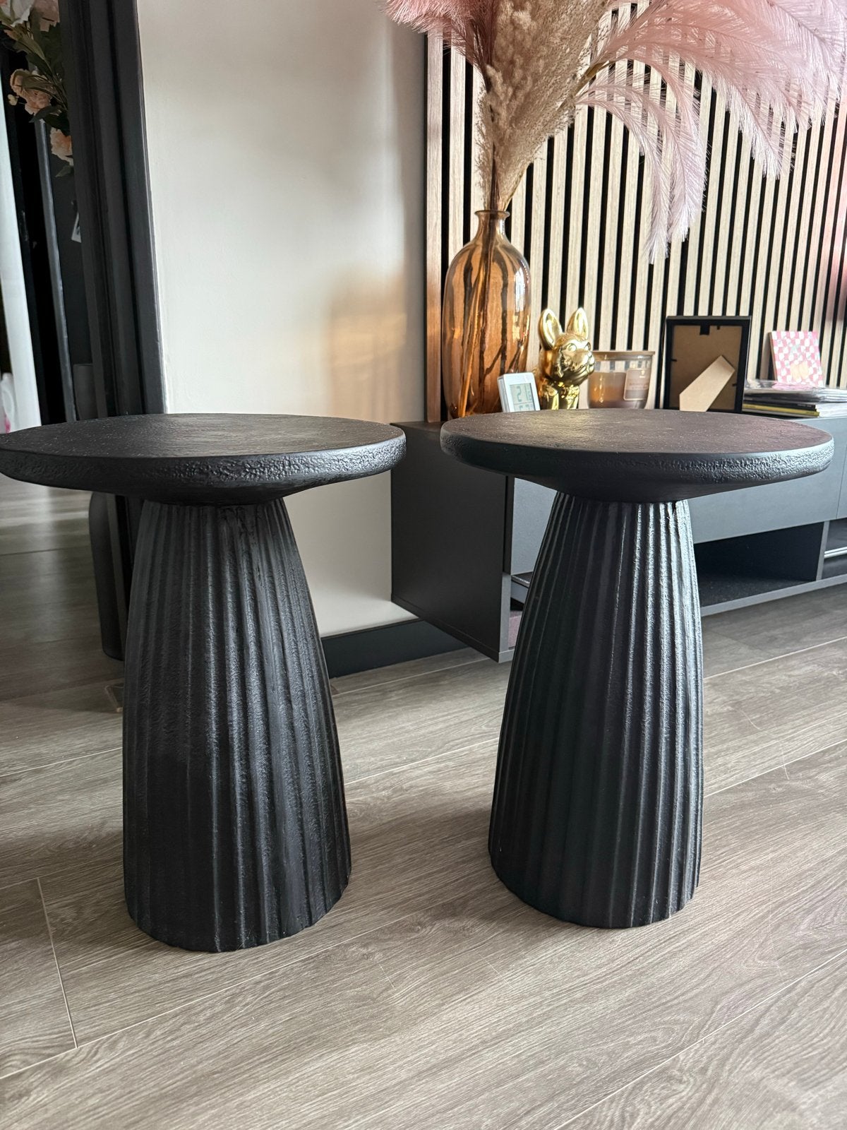 Bijzettafel -zwart - 46x34x34 cm, Huis en Inrichting, Tafels | Bijzettafels, Overige materialen, Minder dan 55 cm, Rond, Zo goed als nieuw