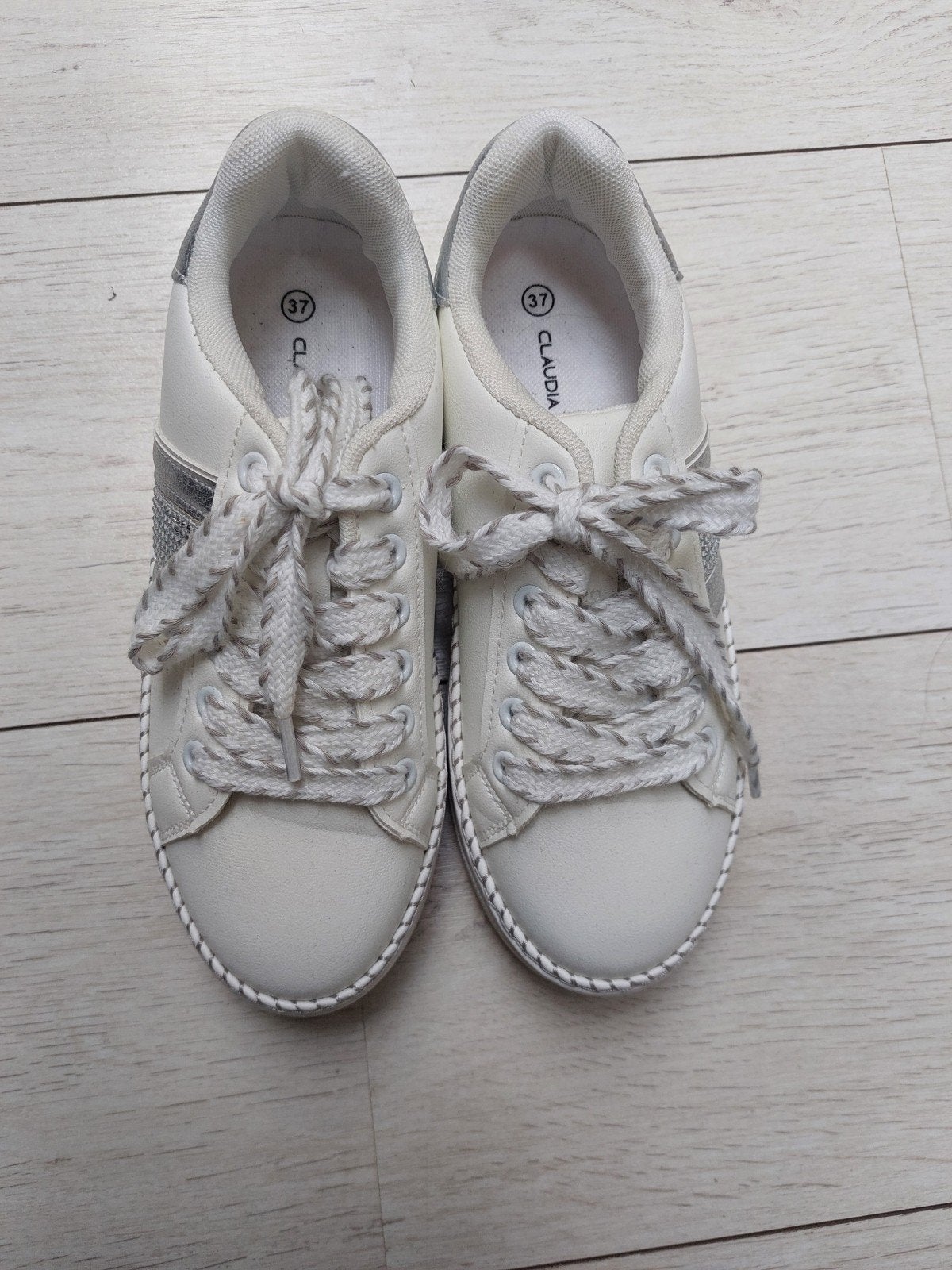 Witte sneakers maat 37 - Zo goed als nieuw, Ophalen of Verzenden, Zo goed als nieuw, Wit, Sneakers of Gympen