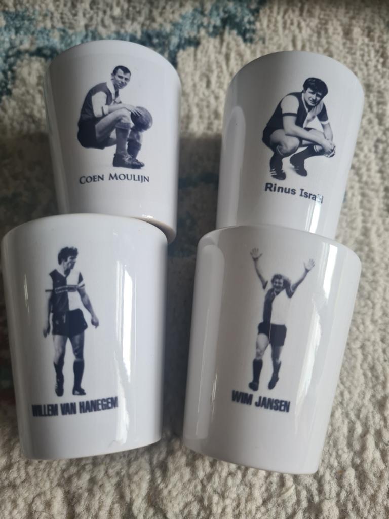 4 keramieke bekers Feyenoord, Ophalen of Verzenden