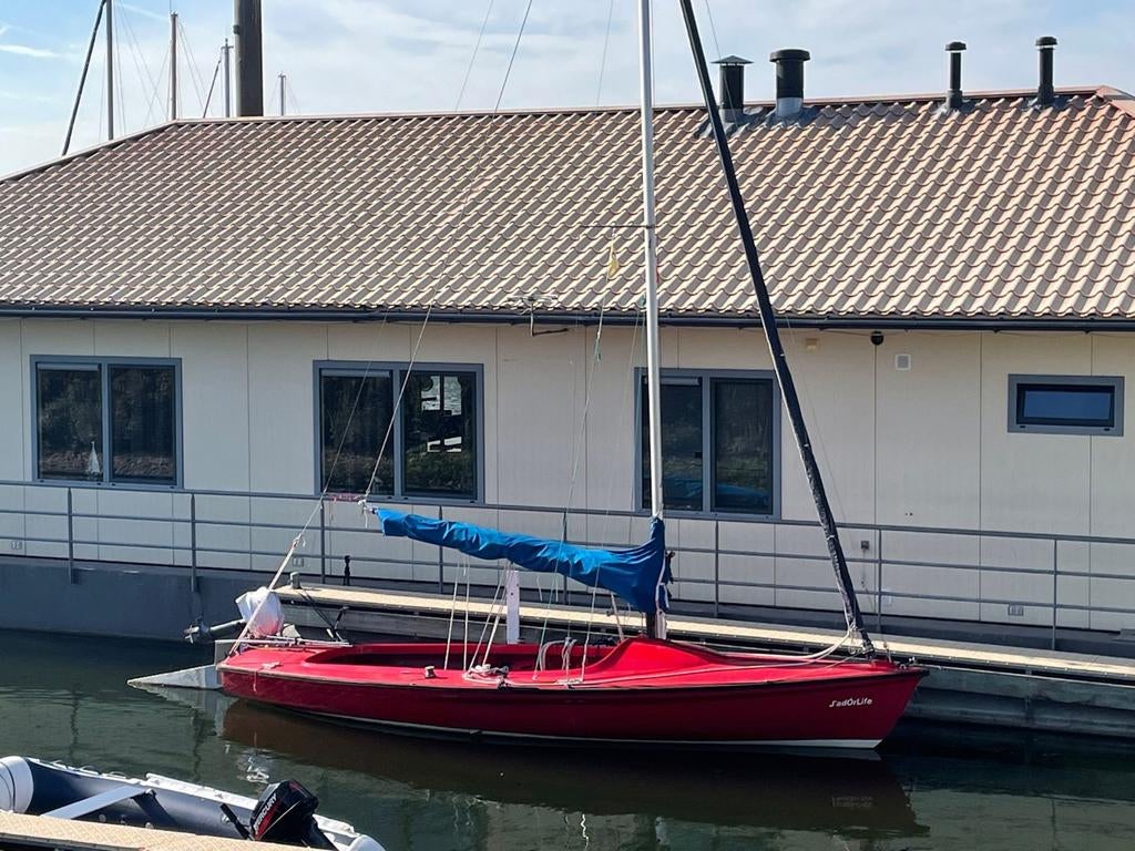 Sailhorse / Impala zeilboot met yamaha 4pk en mooie trailer, Ophalen of Verzenden, Gebruikt, Polyester, Met roeispanen of peddels