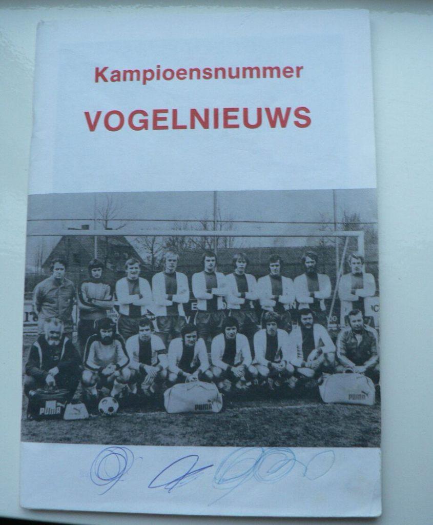 Zeer oud programma boekje IJSSELMEERVOGELS kampioen 1977, Verzamelen, Sportartikelen en Voetbal, Ophalen of Verzenden, Gebruikt