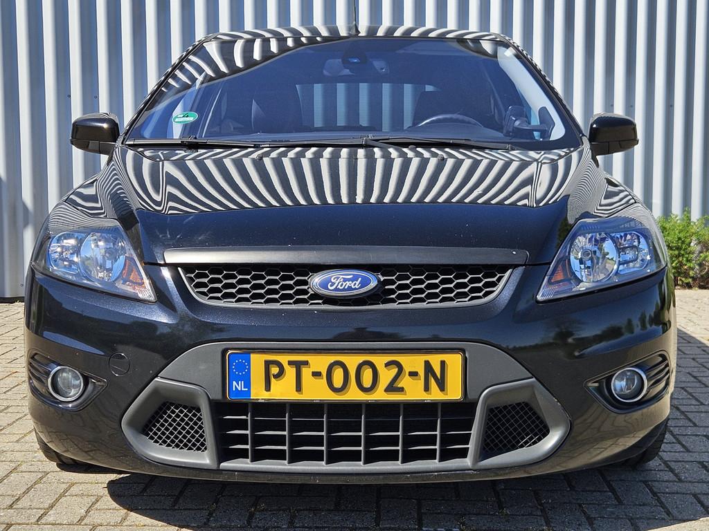 Ford Focus 2.0 Titanium /Stoelverwarming/Airco/Voorruitverwa, Stof, Gebruikt, 4 cilinders, 1207 kg