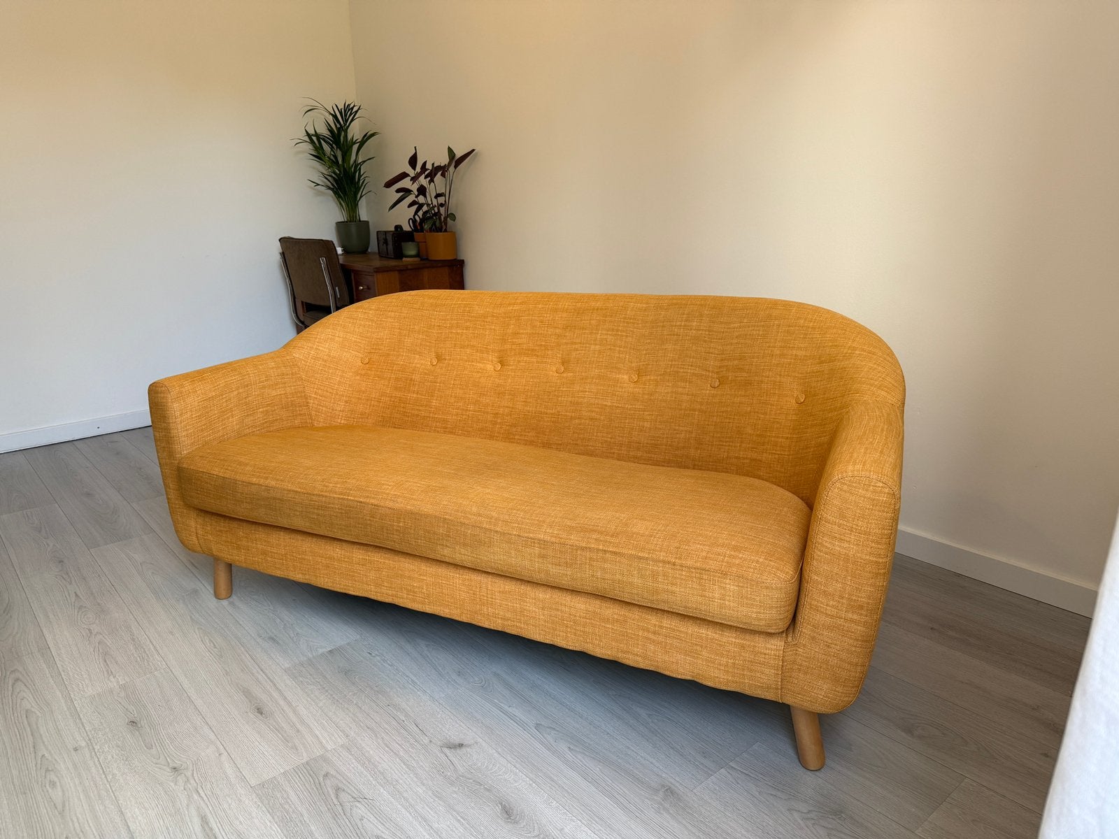 MADE Lottie 3-zitsbank honinggeel, Ophalen, 150 tot 200 cm, Driepersoons, 75 tot 100 cm
