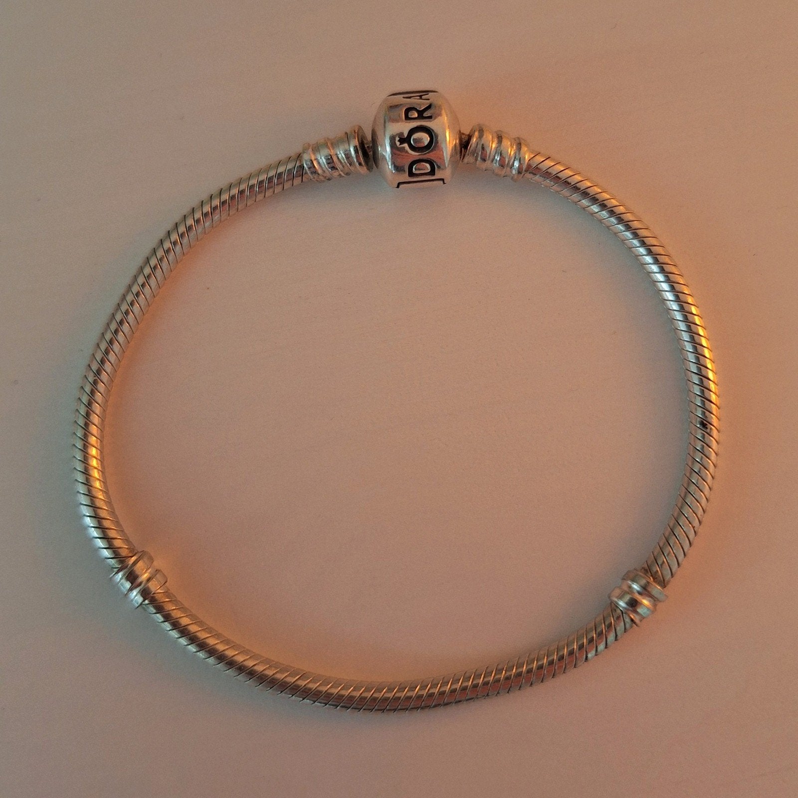 Pandora Moments armband zilver, Sieraden, Tassen en Uiterlijk, Armbanden, Ophalen of Verzenden, Zo goed als nieuw, Met bedels of kralen