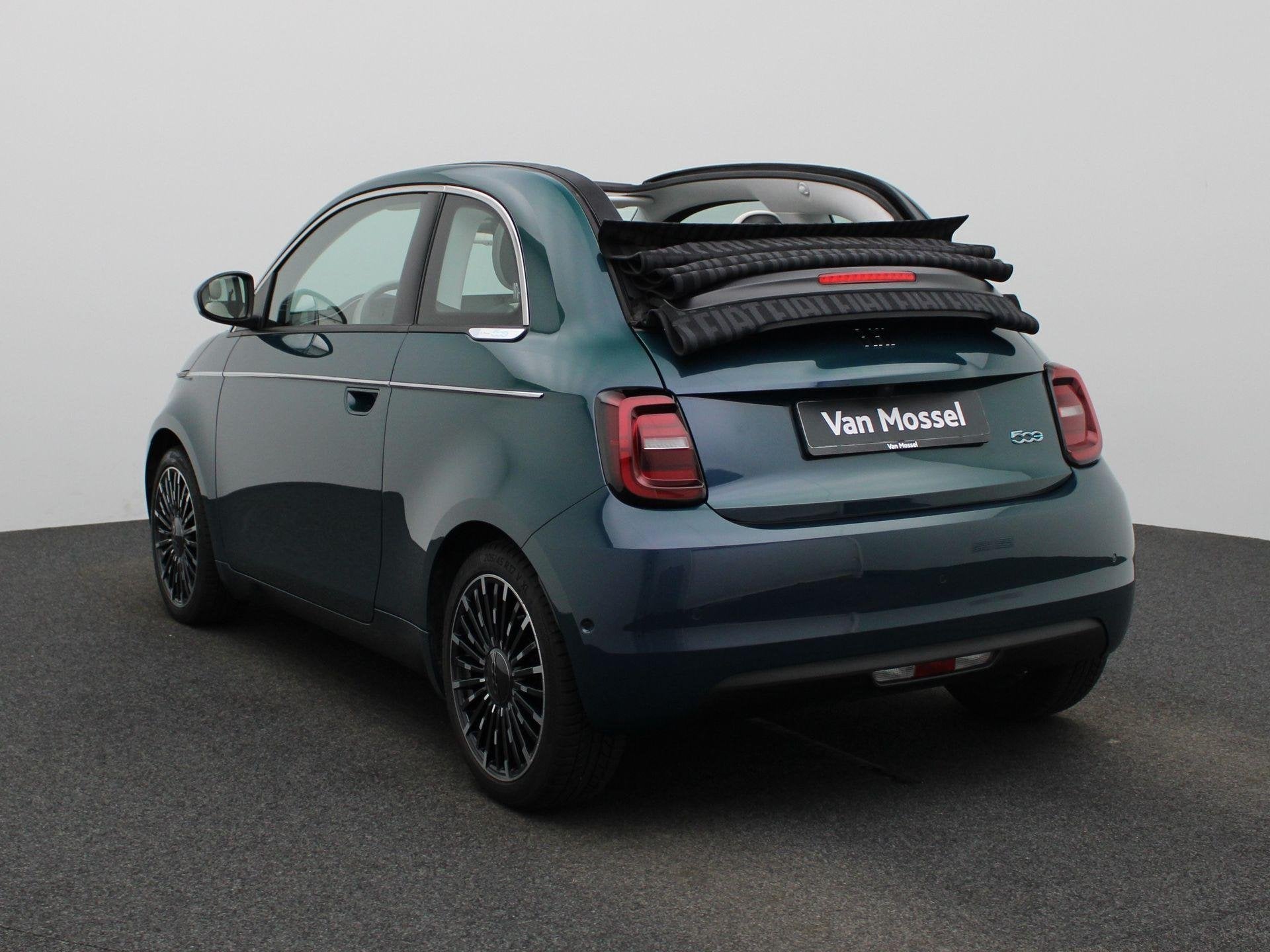 Fiat 500e 42 kWh La Prima by Bocelli | ACHTERUITRIJCAMERA |, Auto's, Fiat, 12 maanden, Stof, Gebruikt, 118 pk