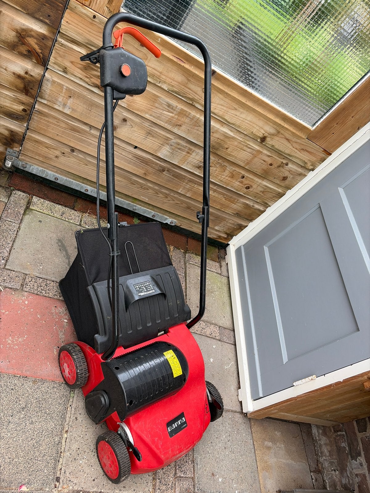 Elektrische verticuteermachine - Goed werkend, Tuin en Terras, Verticuteermachines, Ophalen, Gebruikt, Elektrisch