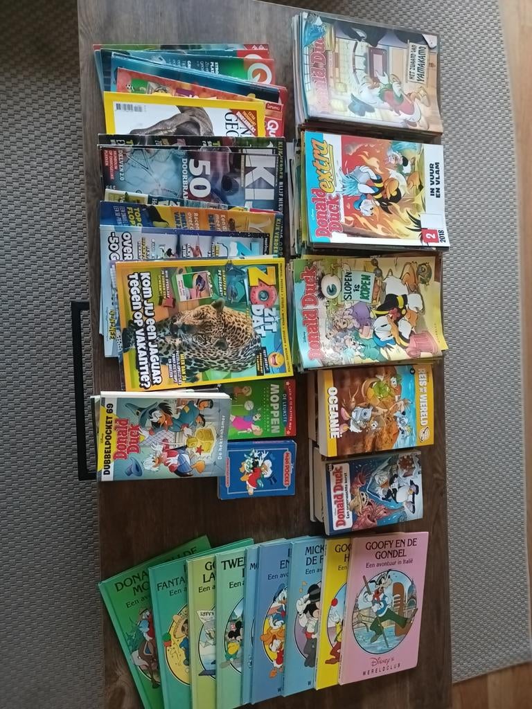Stripboeken, Donald Duck, Quest junior, zo zit dat en meer, Boeken, Meerdere stripboeken, Ophalen, Gelezen