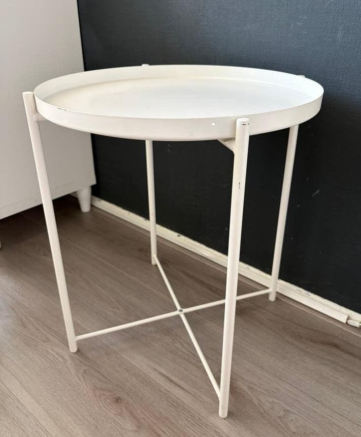 IKEA Gladom bijzettafel / salontafel - wit, Huis en Inrichting, Minder dan 55 cm, Metaal of Aluminium, Rond, Zo goed als nieuw