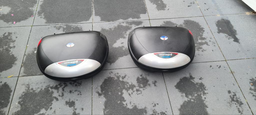 Suzuki V-Strom zijkoffers quicklock (set van 2), Ophalen, Gebruikt