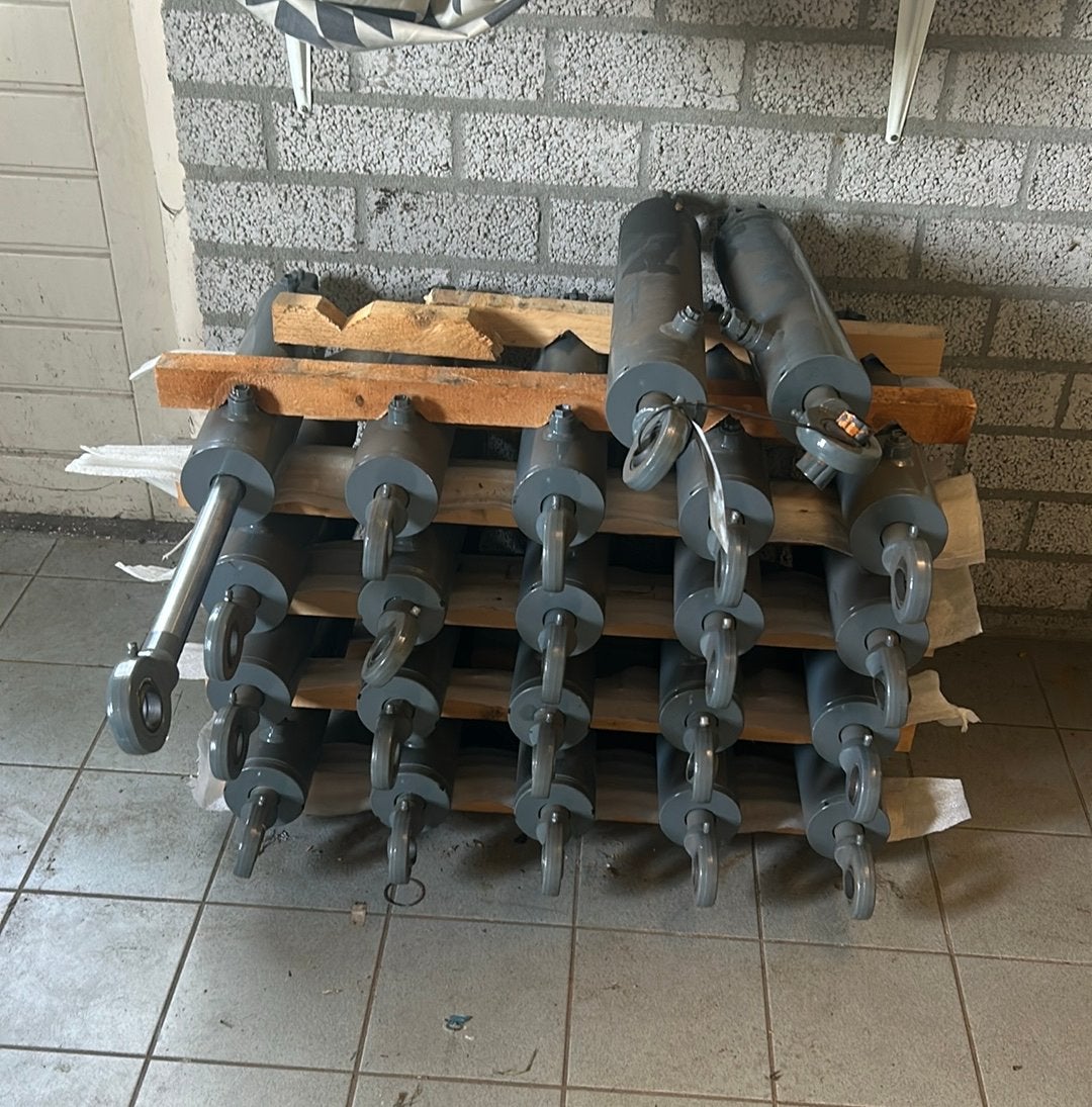 Hydraulische cilinders, Ophalen, Nieuw
