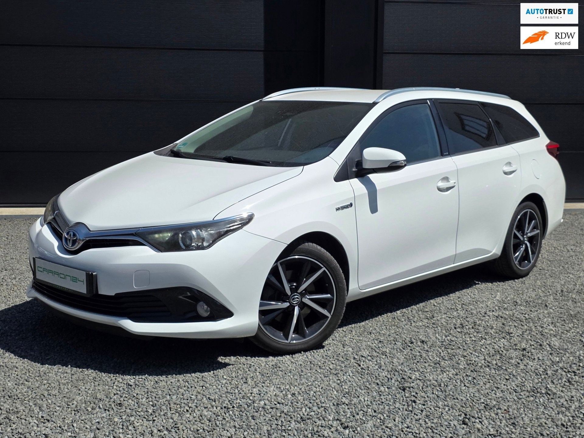 Toyota Auris 1.8 Hybrid Black Edition S+ | 1e Eig |, Auto's, Toyota, Gebruikt, Wit, Automatische klimaatregeling, Volledig hybride
