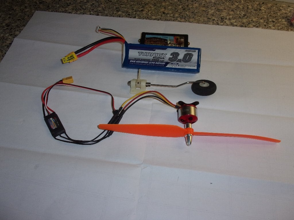 Te koop elektriche onderdelen voor modelbouw, Hobby en Vrije tijd, Modelbouw | Radiografisch | Vliegtuigen, Ophalen, Nieuw, Overige typen