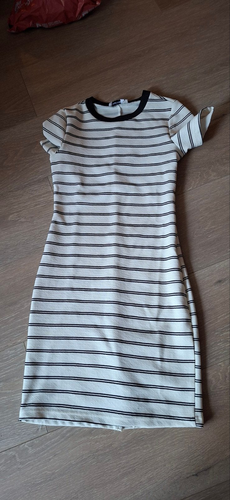 Gestreepte jurk, S, Daphnea, Wit, Ophalen of Verzenden, Zo goed als nieuw