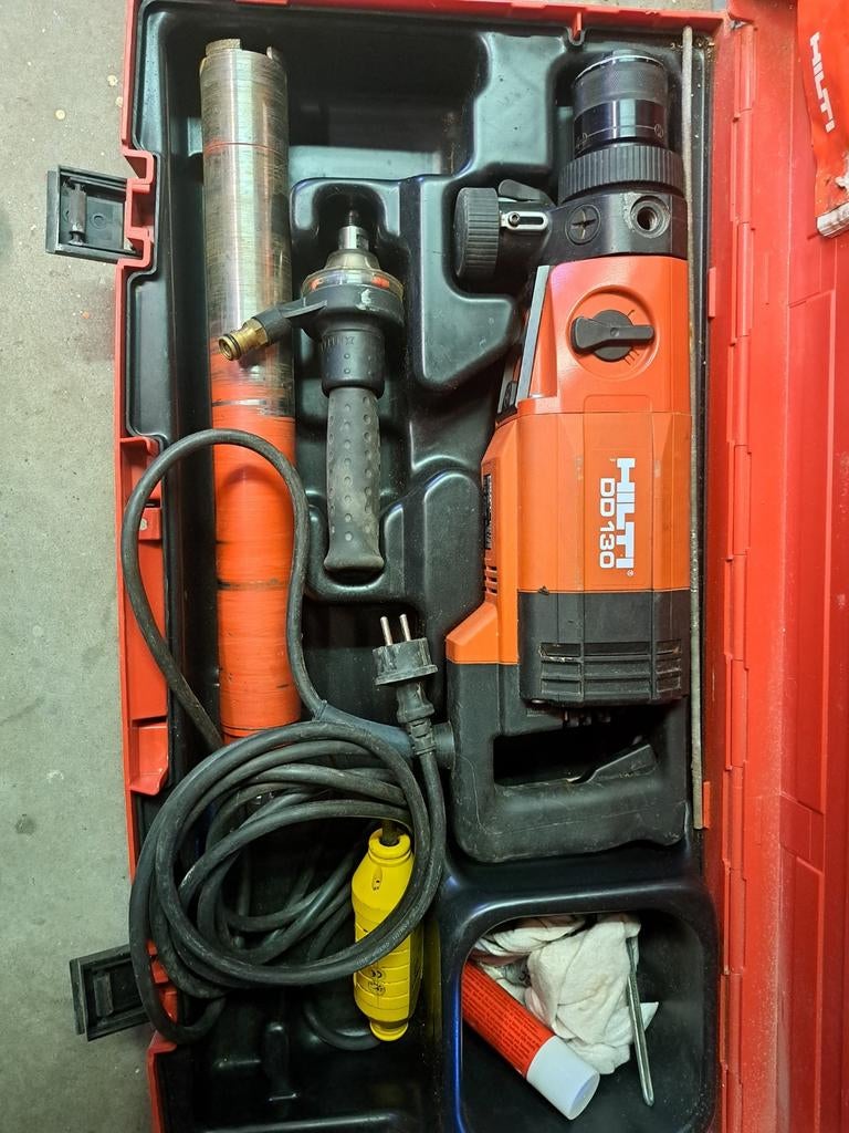 Hilti DD130 Diamantboormachine, 600 watt of meer, Variabele snelheid, Overige typen, Ophalen of Verzenden