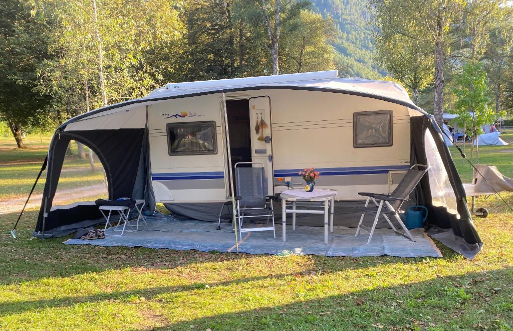 Voortent caravan, merk Dorema mondial, Ophalen, Gebruikt