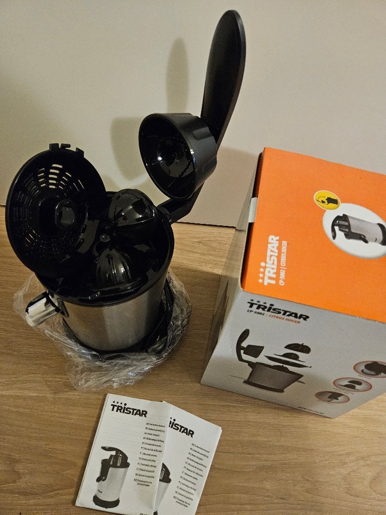 Elektrische citruspers Tristar CP-3002 RVS, Ophalen, Zo goed als nieuw, Elektrisch, Citruspers