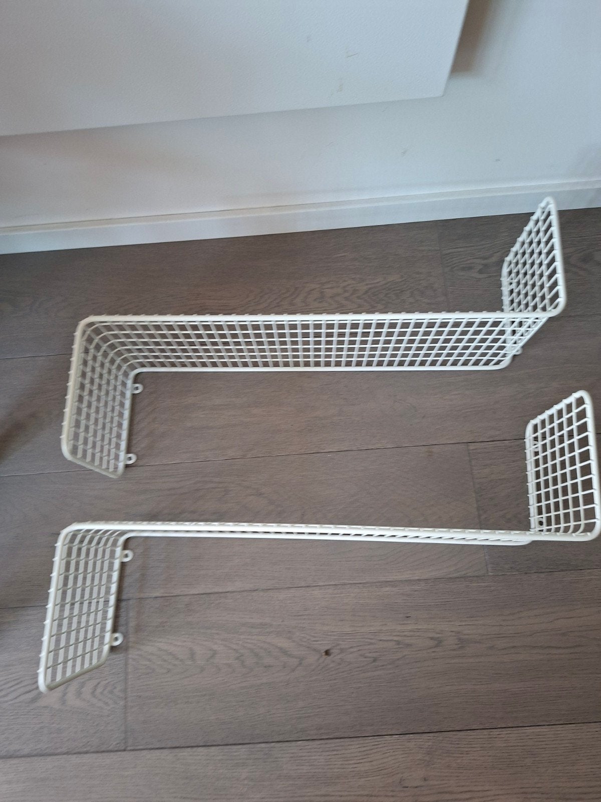 2 ikea wantschappen, Ophalen