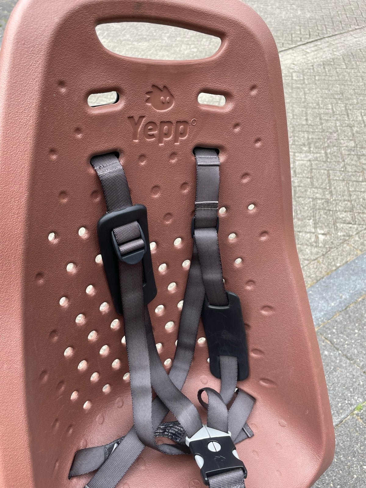 Yepp Achterzitje - Bruin, Fietsen en Brommers, Fietsaccessoires | Fietsstoeltjes, Ophalen, Achterzitje, 9 t/m 18 kg, Gebruikt