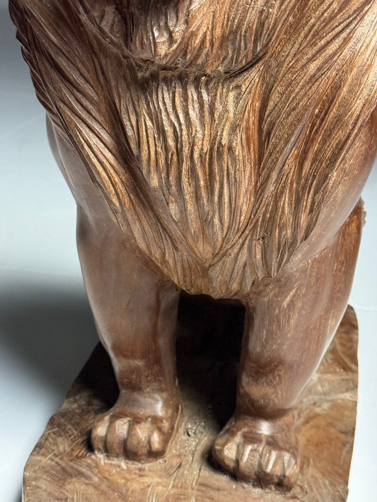 Groot beeld leeuw 20e eeuw Teak, Antiek en Kunst, Kunst | Beelden en Houtsnijwerken, Ophalen