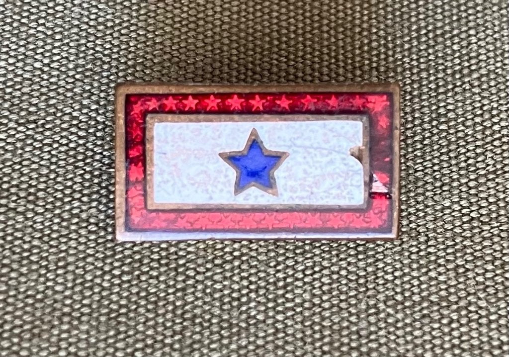 US WW2 son in the service - patriotic pin, Ophalen of Verzenden, Landmacht, Amerika, Embleem of Badge