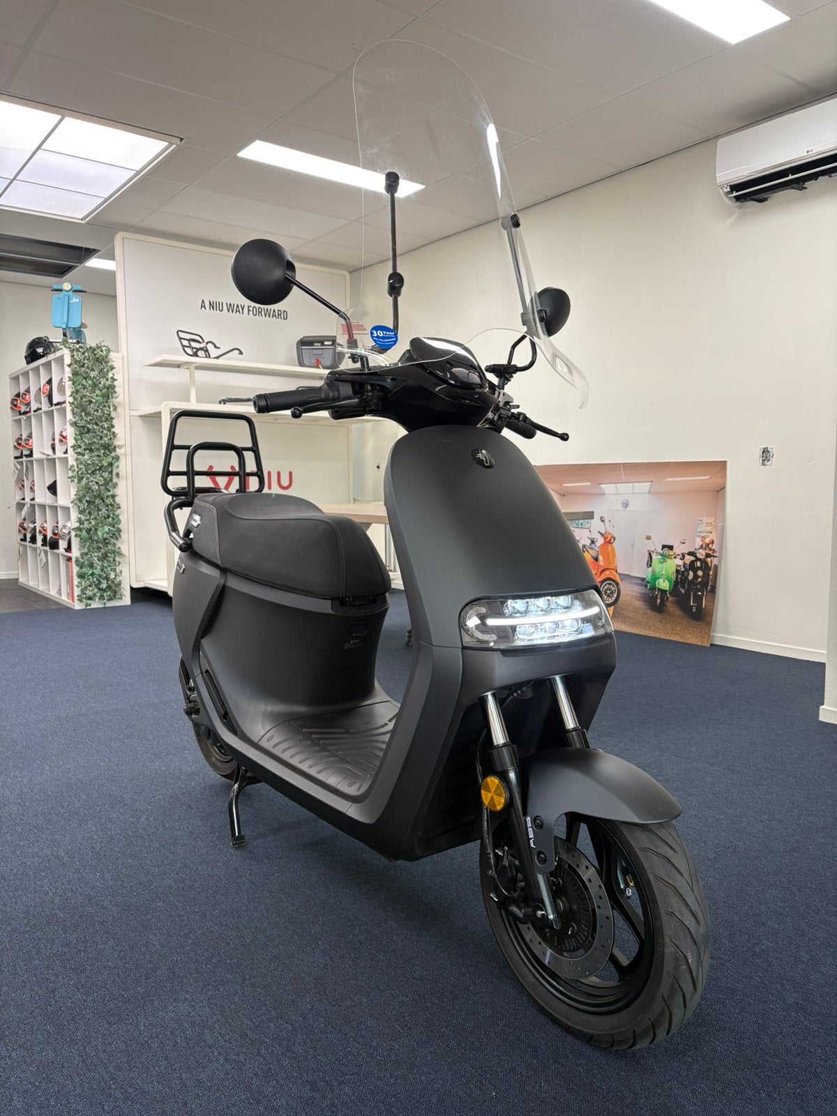Segway E150 Matzwart Occasion 2026, Fietsen en Brommers, Scooters | Overige merken, Maximaal 45 km/u, Elektrisch, Dynamostraat 7