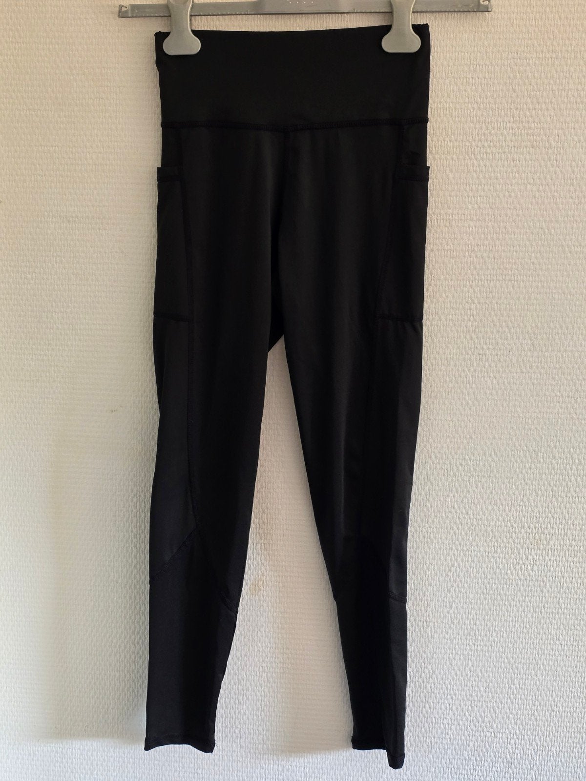 Shein zwarte legging met zakken - Maat XS, Kleding | Dames, Leggings, Maillots en Panty's, Legging, Zwart, Overige maten, Ophalen of Verzenden