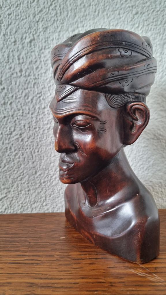 Houtsnijwerk buste uit Bali Indonesië Art Deco, Ophalen of Verzenden