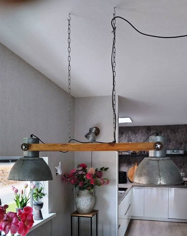 Mooie industriële hanglamp 105cm breed, Ophalen, Zo goed als nieuw, Hout, 75 cm of meer