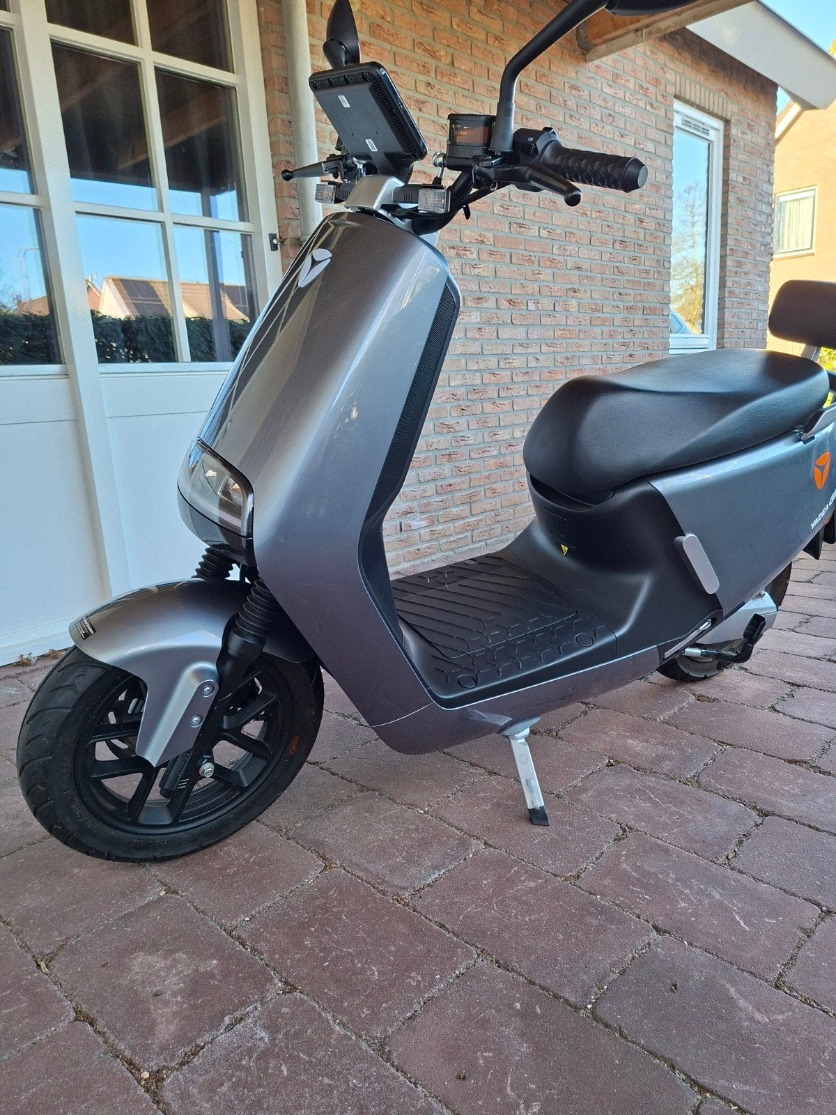 Yadea G5 Elektrische Scooter 25km/u - Zo goed als nieuw, Fietsen en Brommers, Snorfietsen en Snorscooters, Elektrisch, Zo goed als nieuw