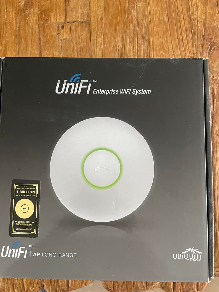 Ubiquiti UniFi AP Long Range Enterprise WiFi Systeem, Computers en Software, Accesspoints, Ophalen of Verzenden, Nieuw