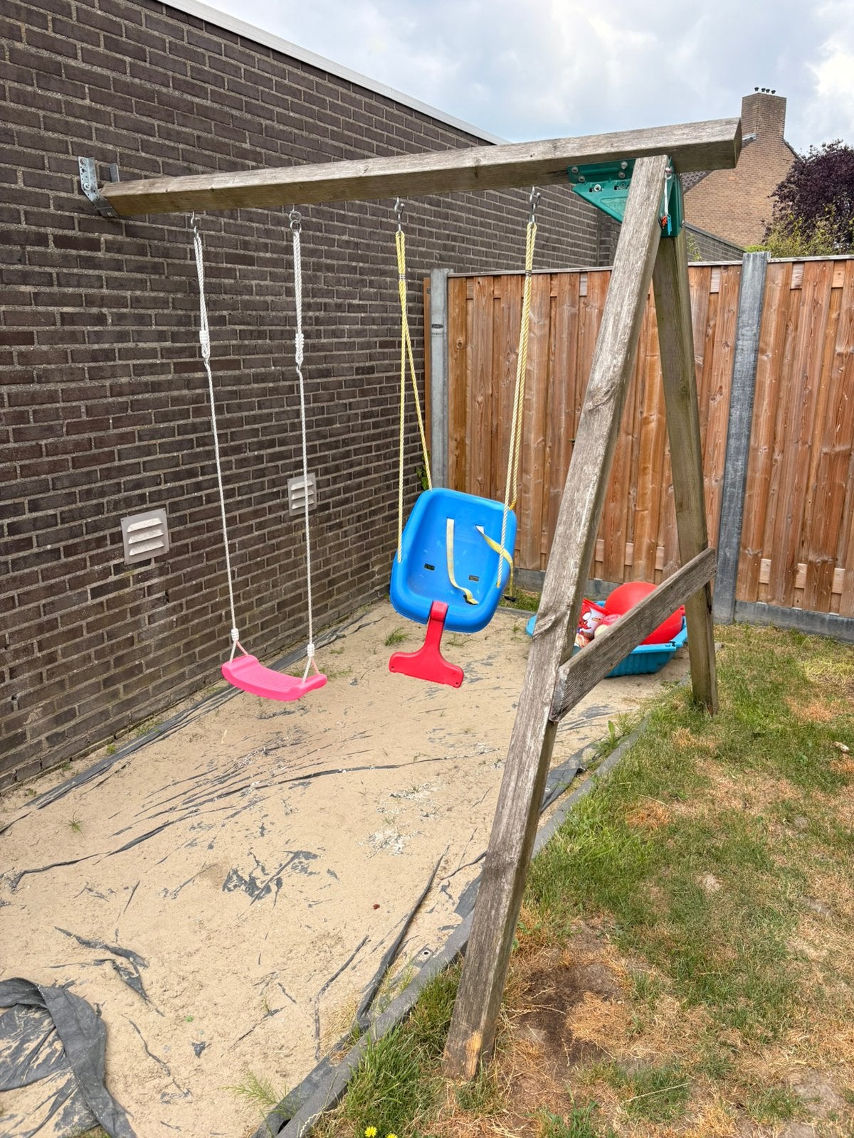 Schommel en huisje, Kinderen en Baby's, Ophalen, Zo goed als nieuw, Schommel