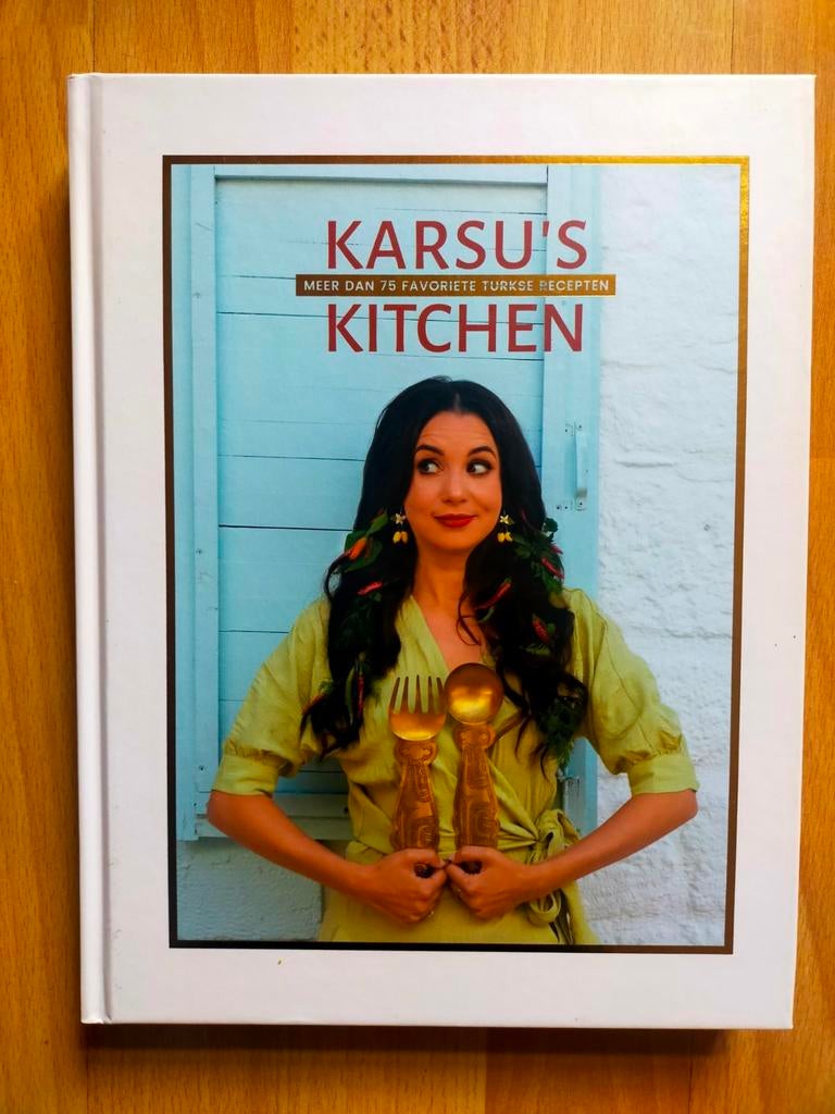 Karsu's Kitchen - meer dan 75 favoriete Turkse recepten 2023, Ophalen of Verzenden, Zo goed als nieuw, Midden-Oosten en Marokko