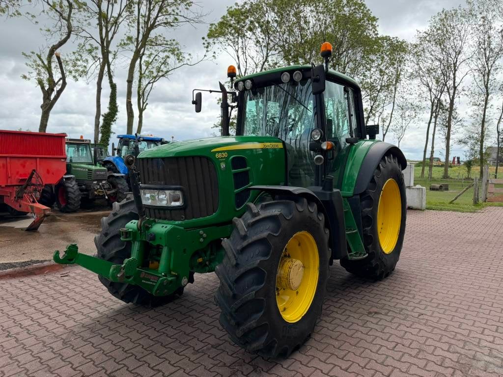 John Deere 6830 (bj 2011), Zakelijke goederen, Agrarisch | Tractoren, Gebruikt, John Deere, 7500 tot 10000