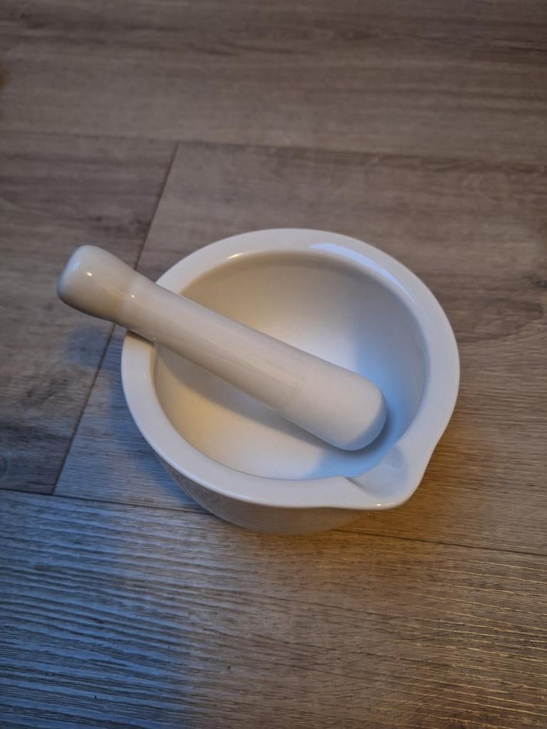 Vijzel met stamper - Zo goed als nieuw, Ophalen, Overige typen, Zo goed als nieuw, Steen/keramiek
